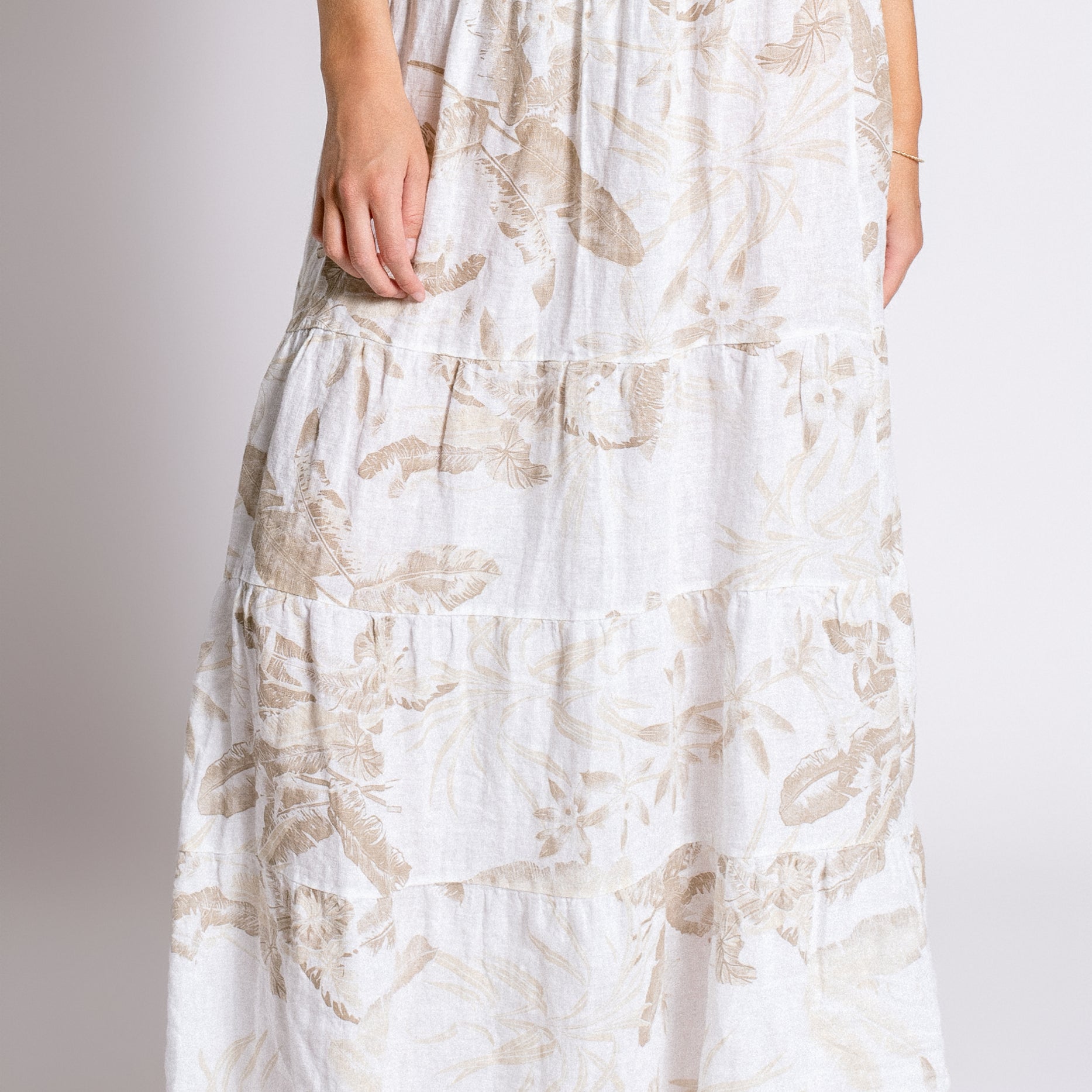 Milio Milano Hawaiian Print Tiered Skirt