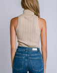 DÈLUC Ben Turtleneck Top