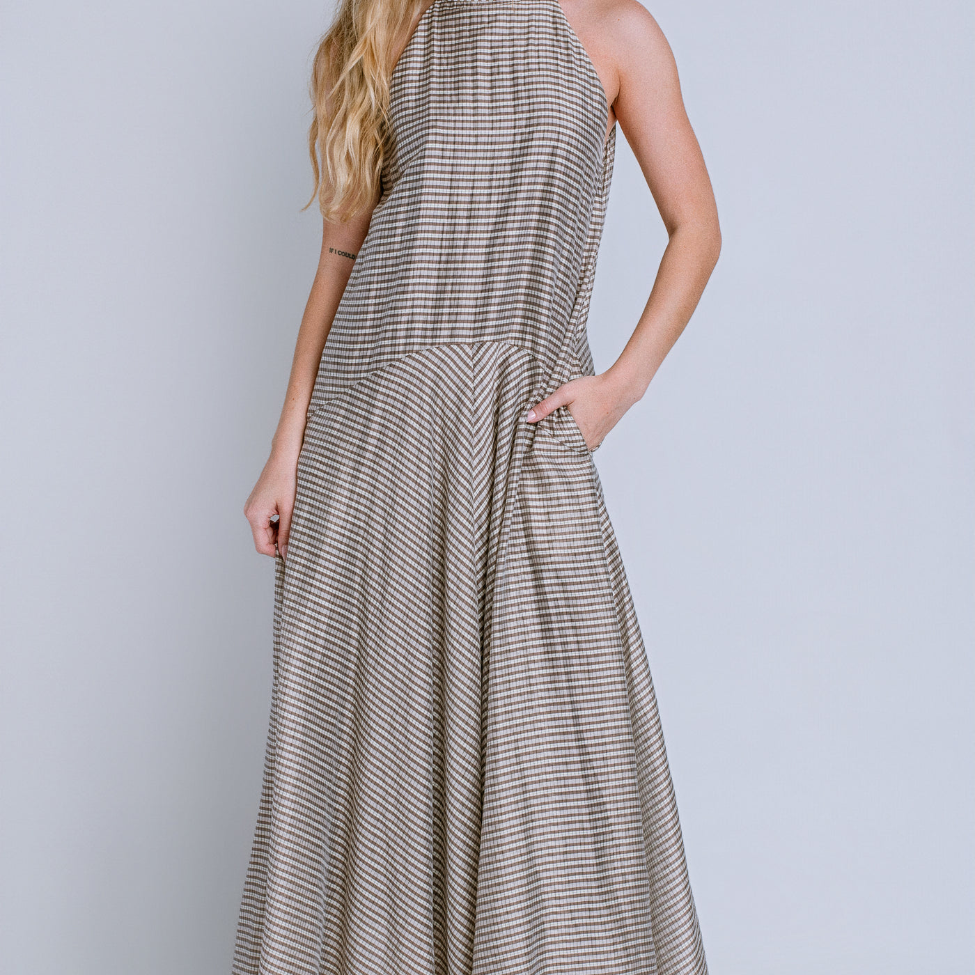 Victoria Halter Maxi