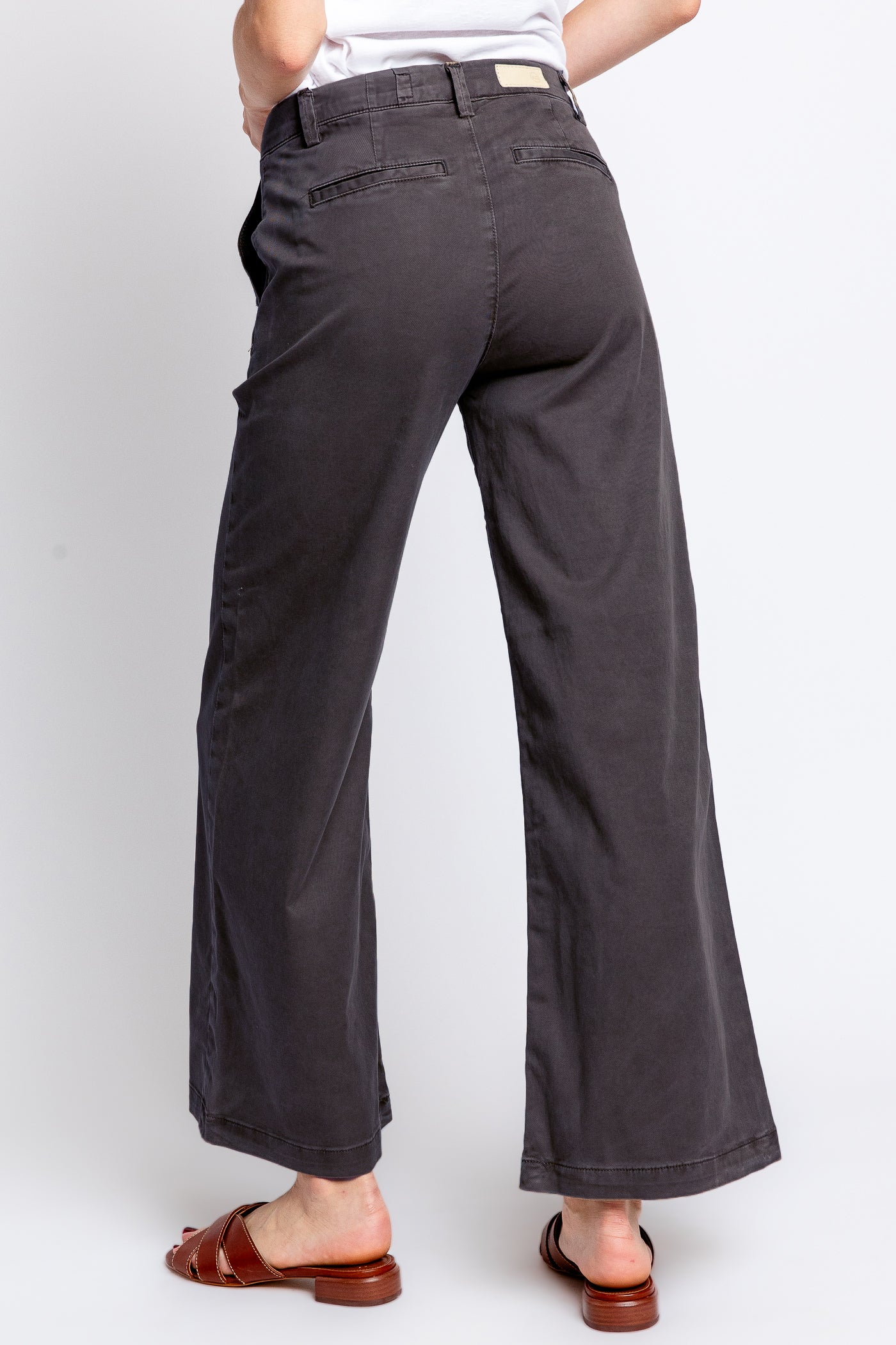 AG Jeans Caden Wide Leg