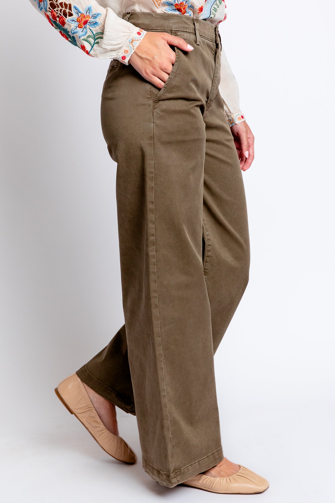 AG Jeans Caden Wide Leg