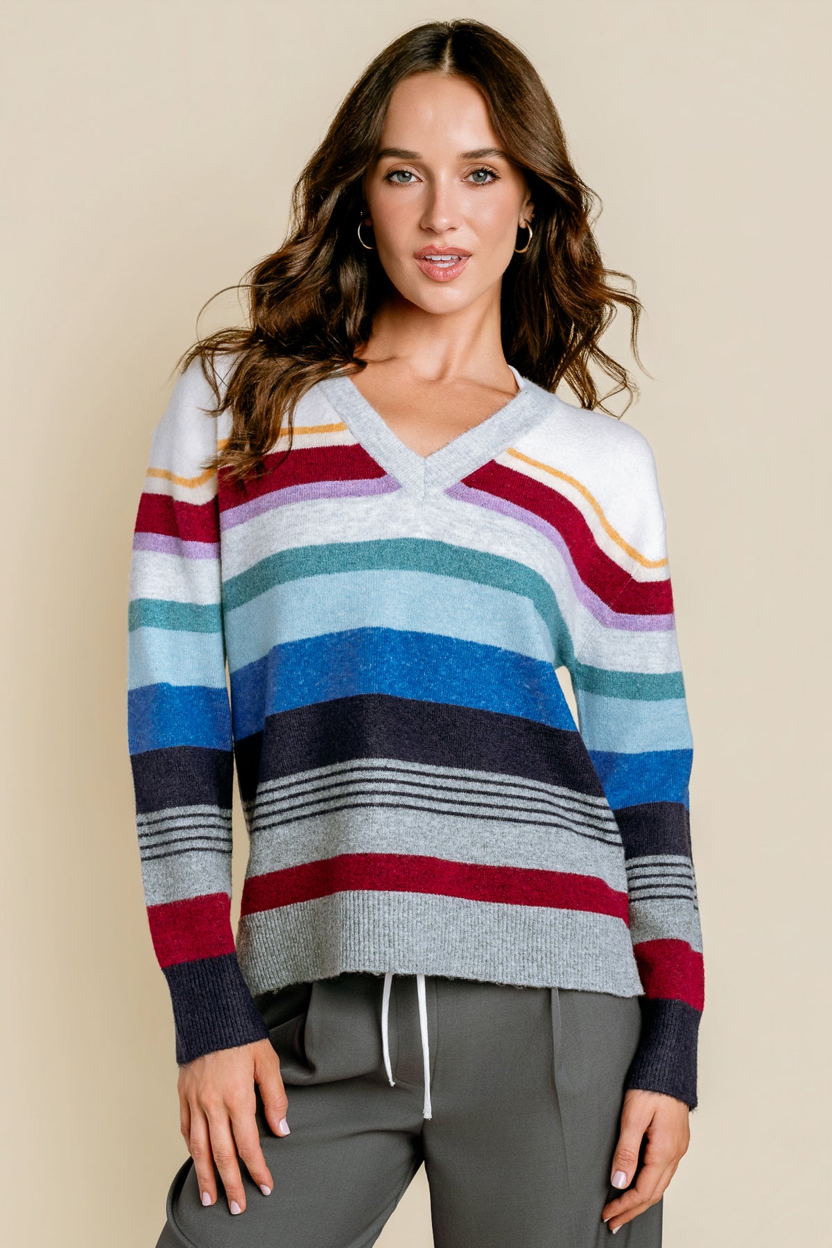 Jane Relaxed V-Neck Pullover