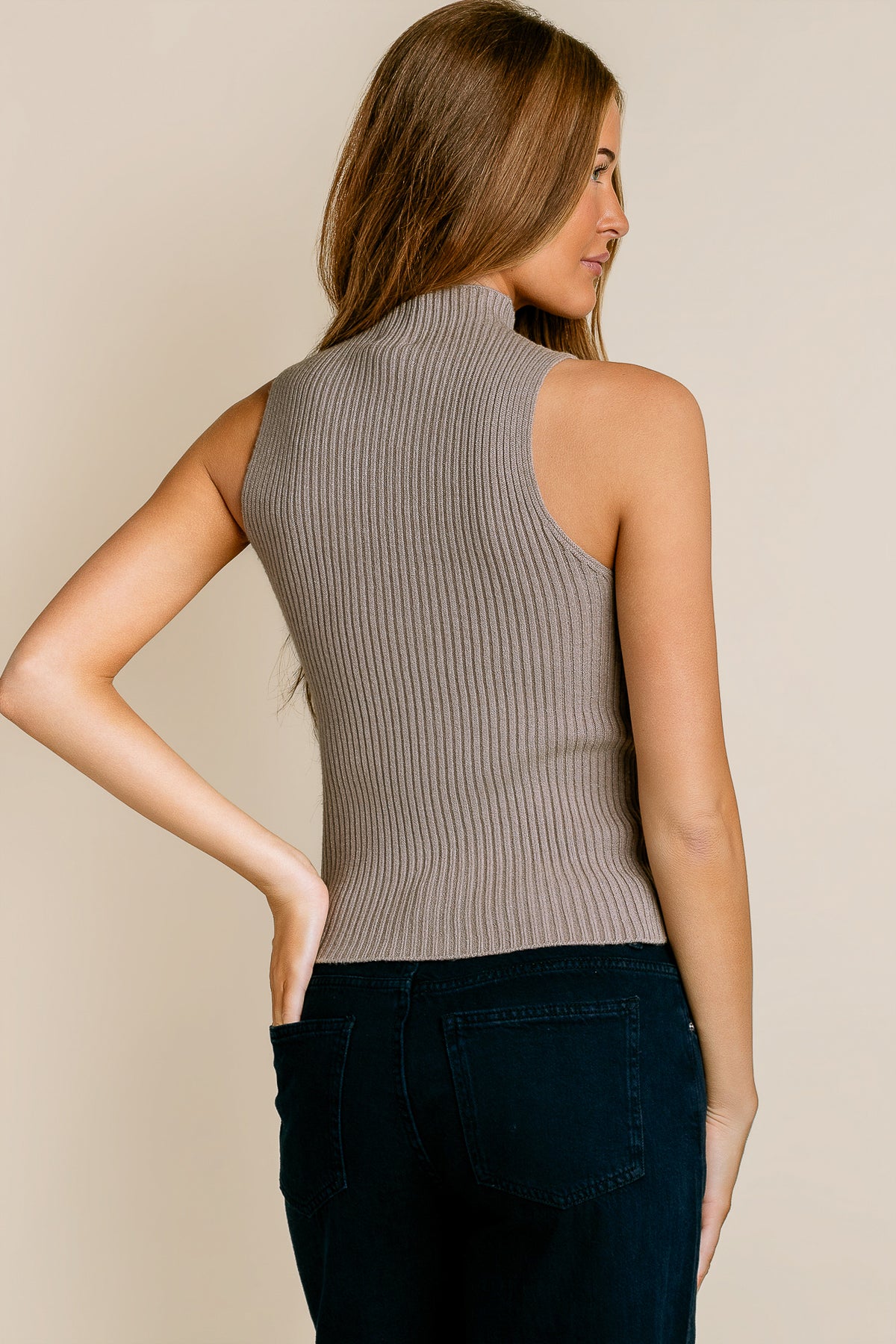 Ribbed Mock Neck Sleeveless Top