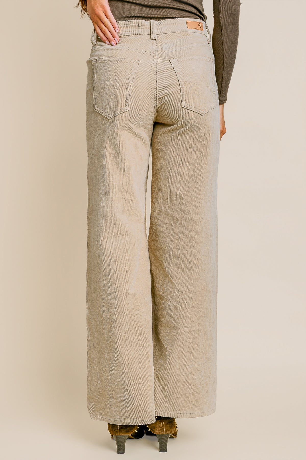 AG Jeans Saige Wide Leg