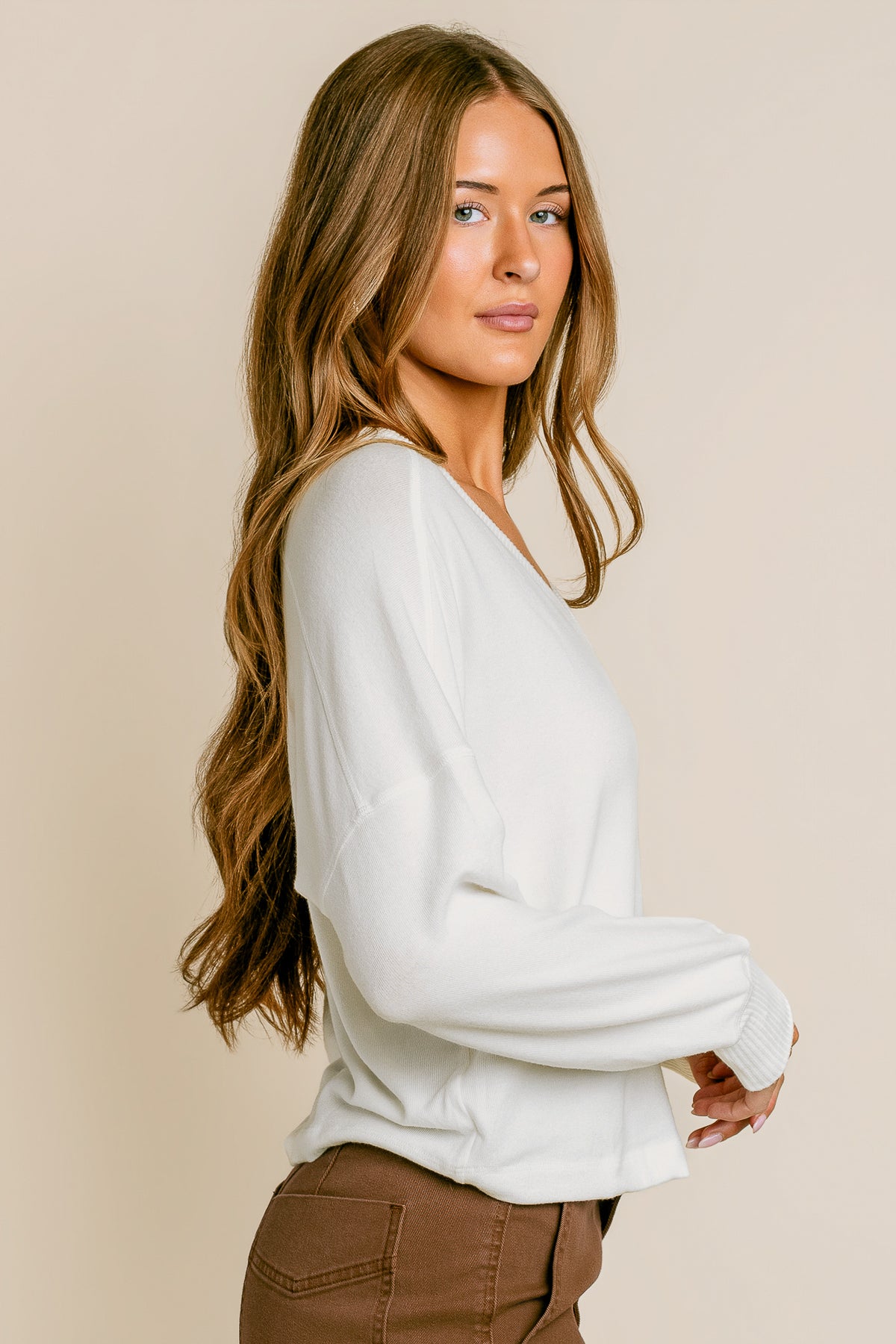 Vic Relaxed V-Neck Pullover