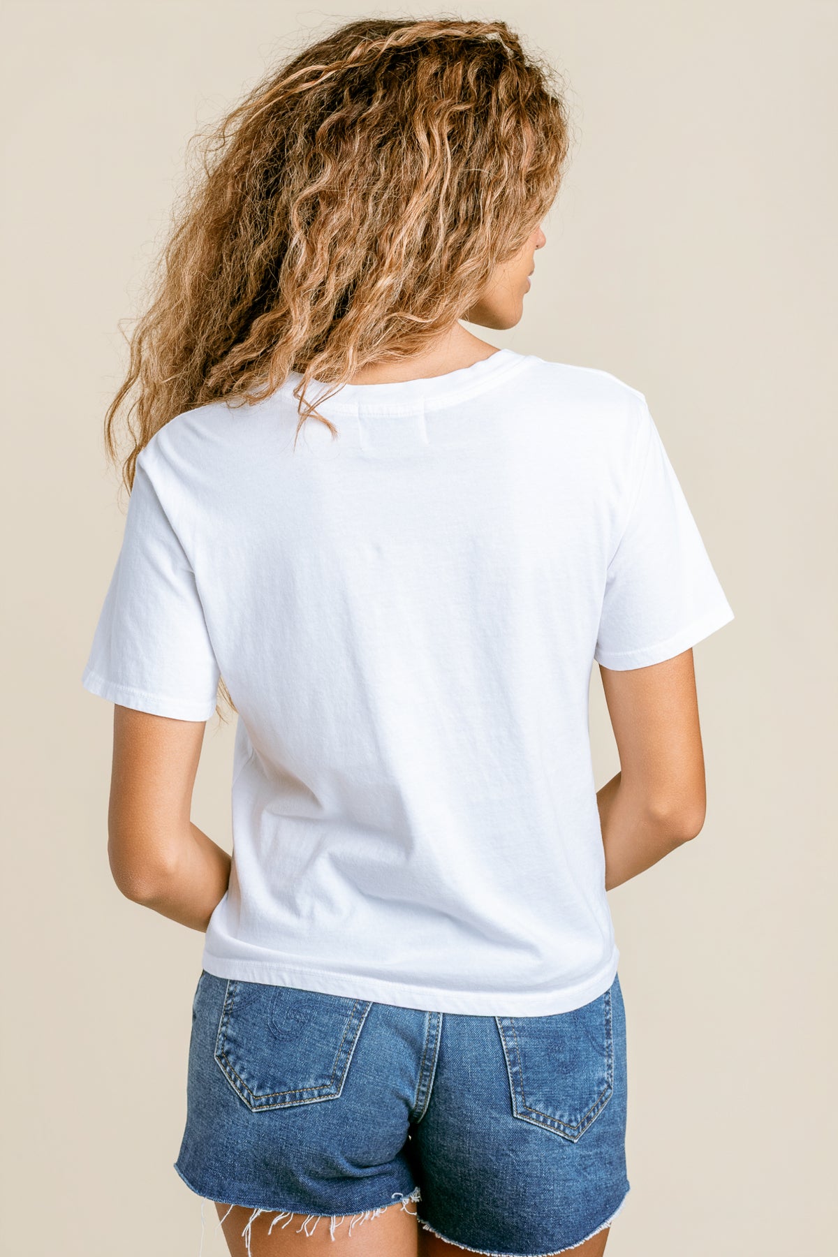 Sea La Vie Everyday Tee