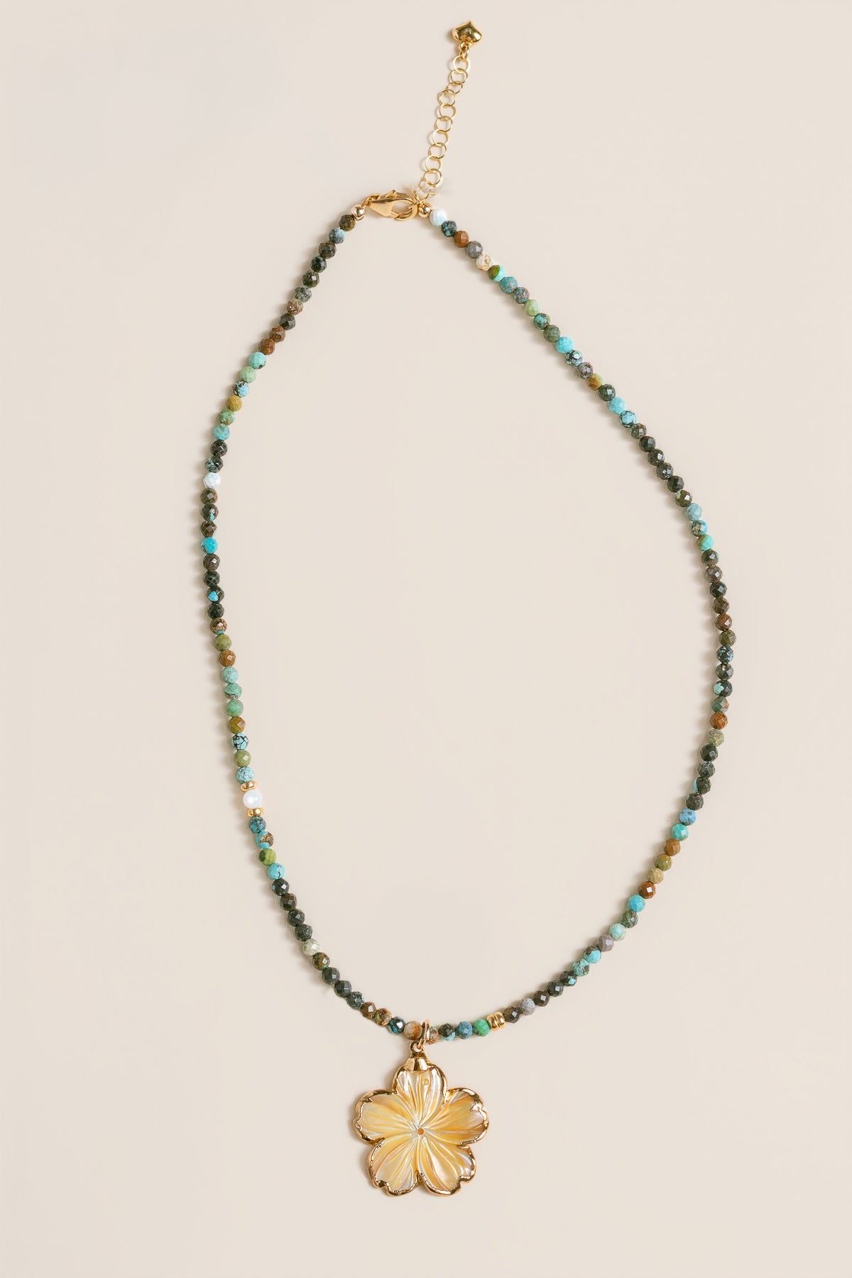 Lisa Marie Jewelry Mother of Pearl Flower, Turquoise Short Necklace