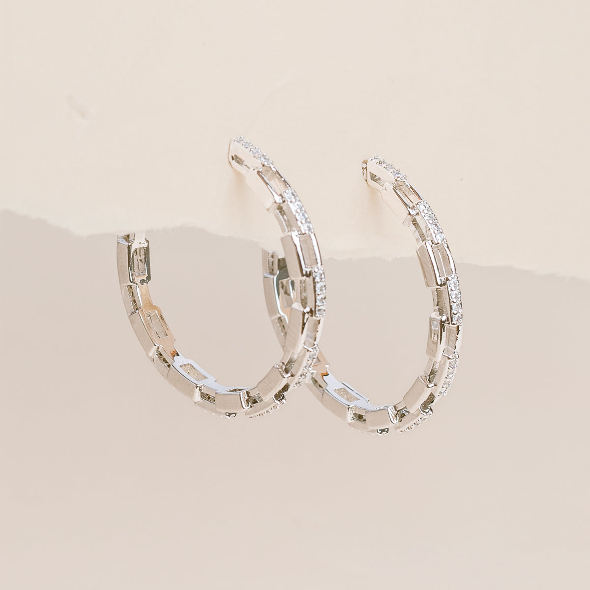 Chain Link Hoops