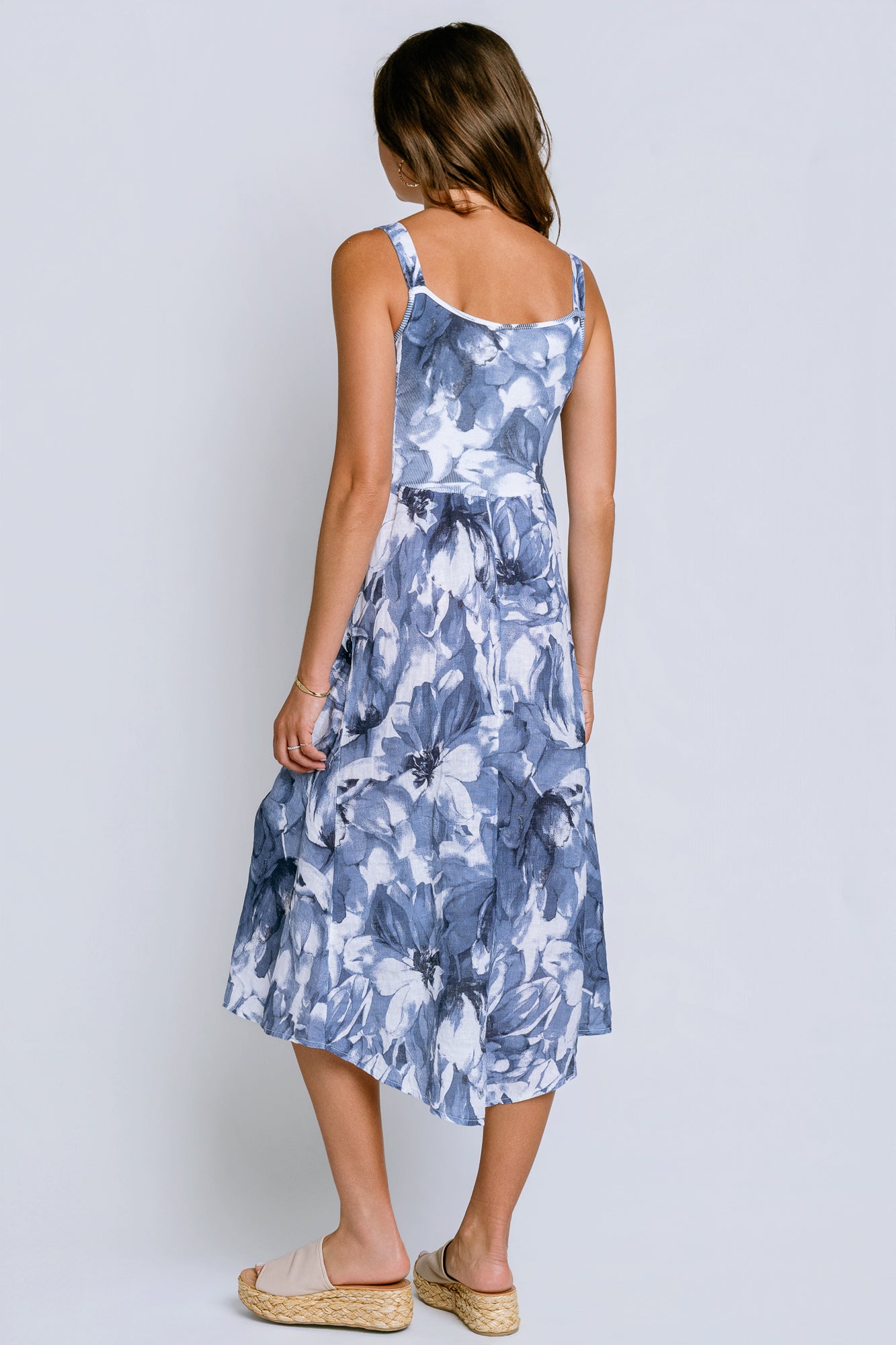 Inizio Gathered Linen Dress