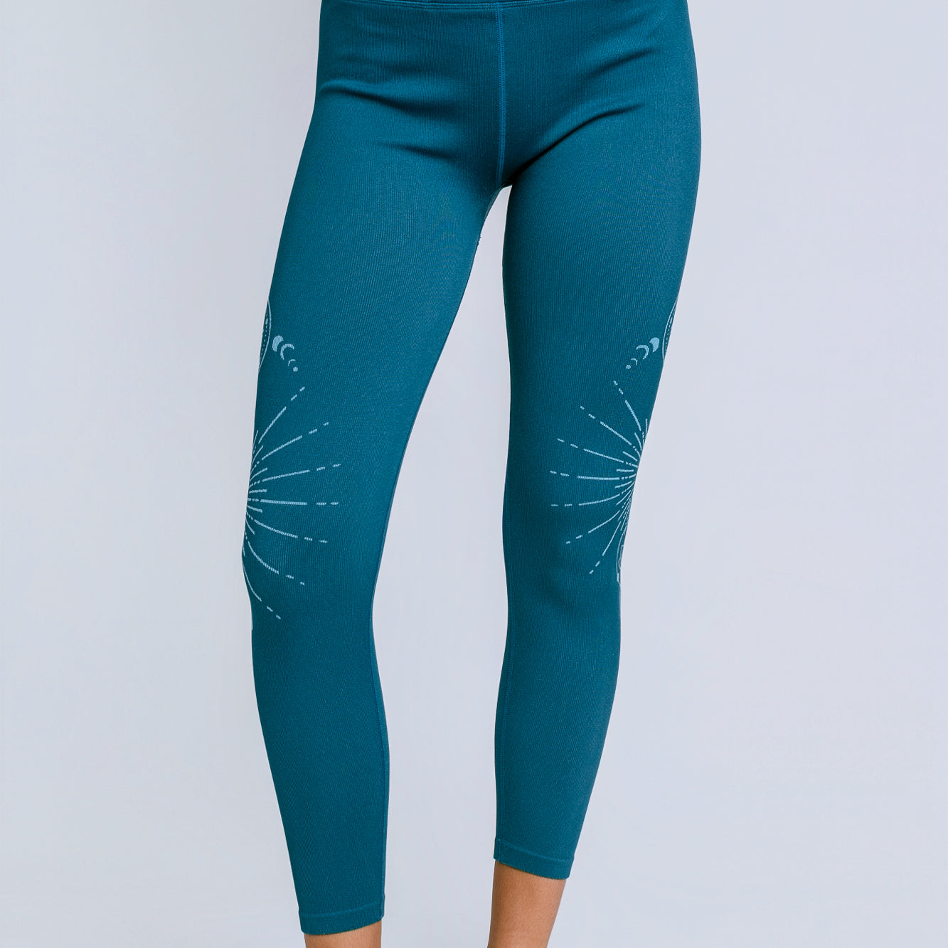 Spiritual Gangster Lunar Light Icon 7/8 Legging
