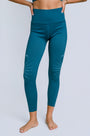 Spiritual Gangster Lunar Light Icon 7/8 Legging
