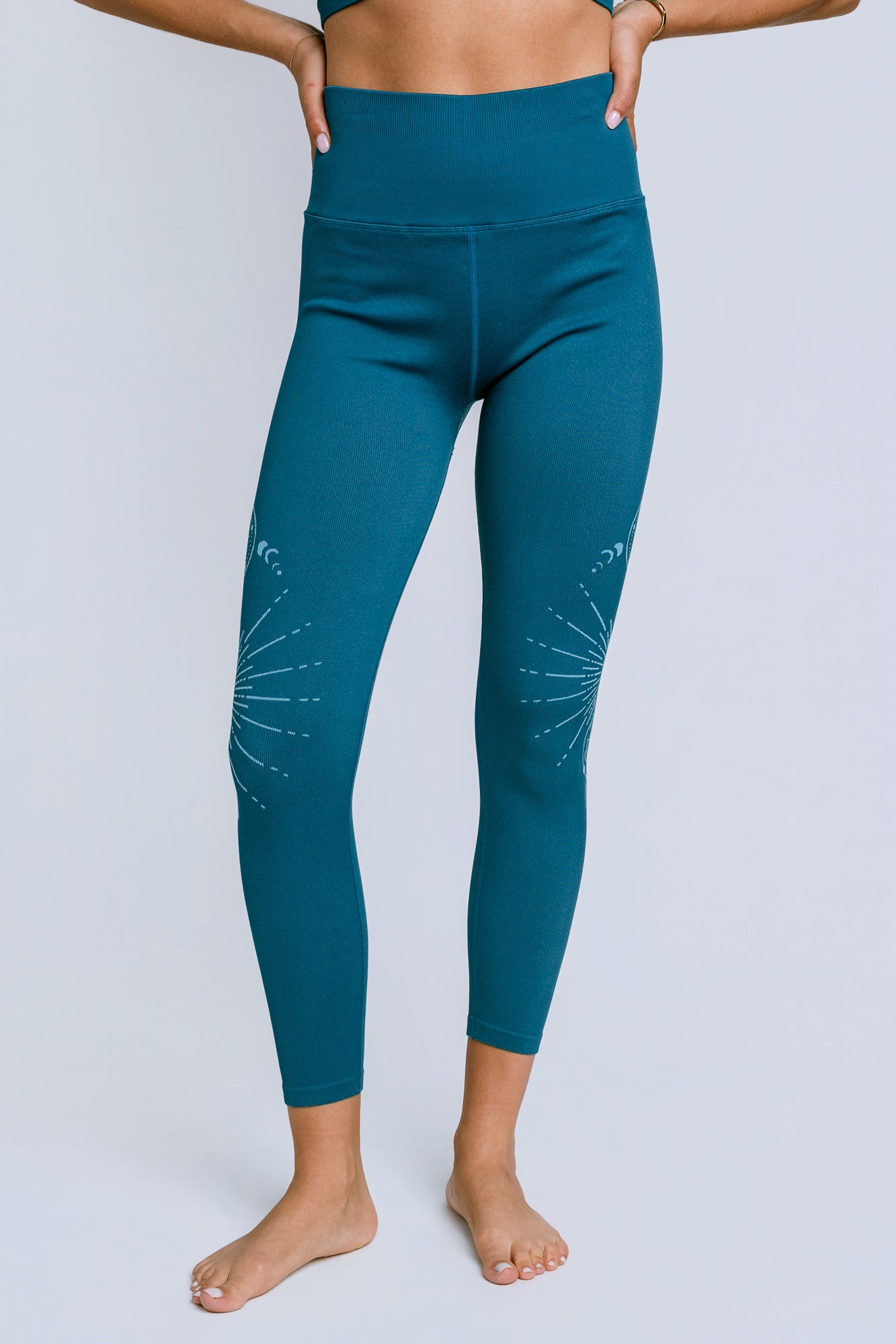 Spiritual Gangster Lunar Light Icon 7/8 Legging