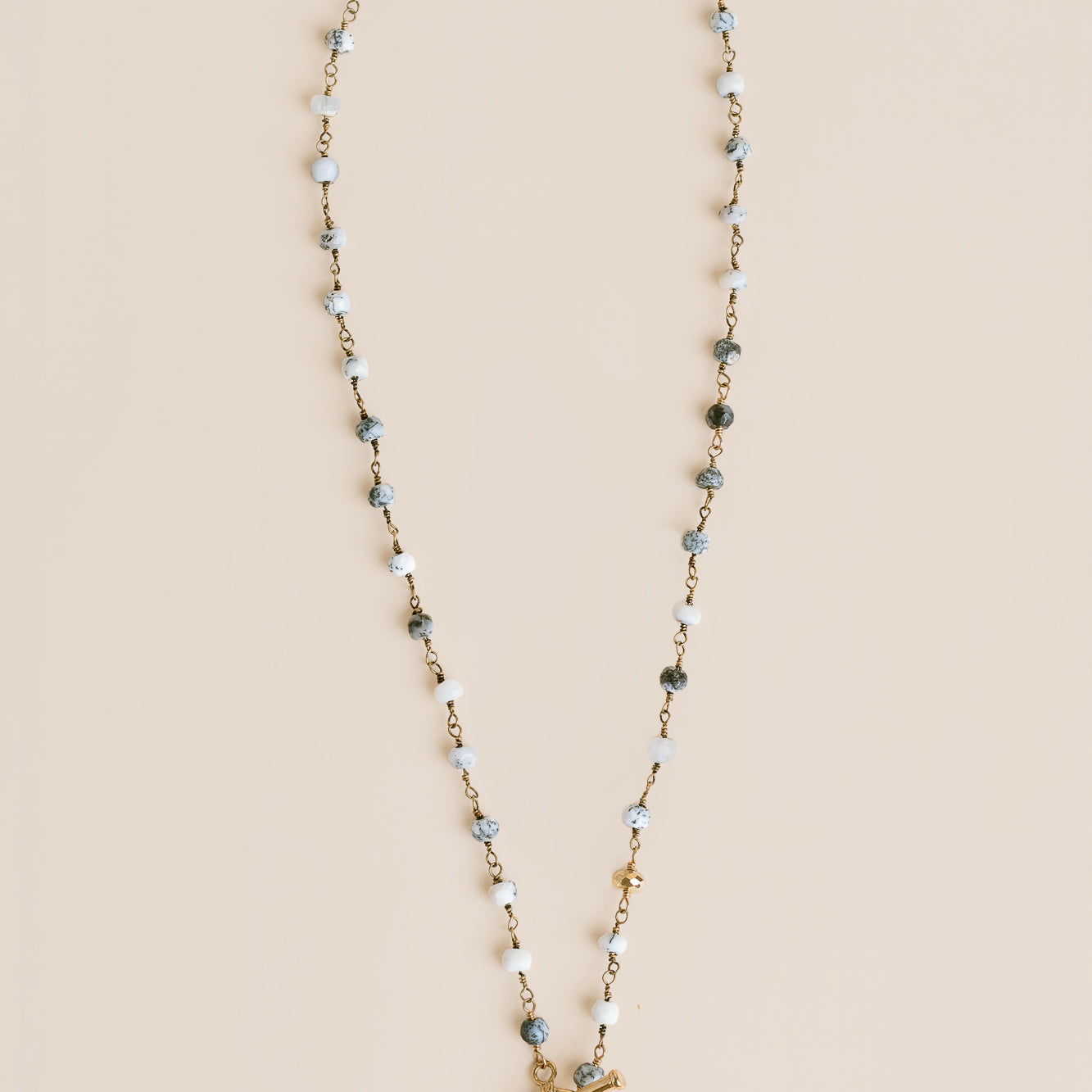 Agate & Horse Pendant Toggle Necklace