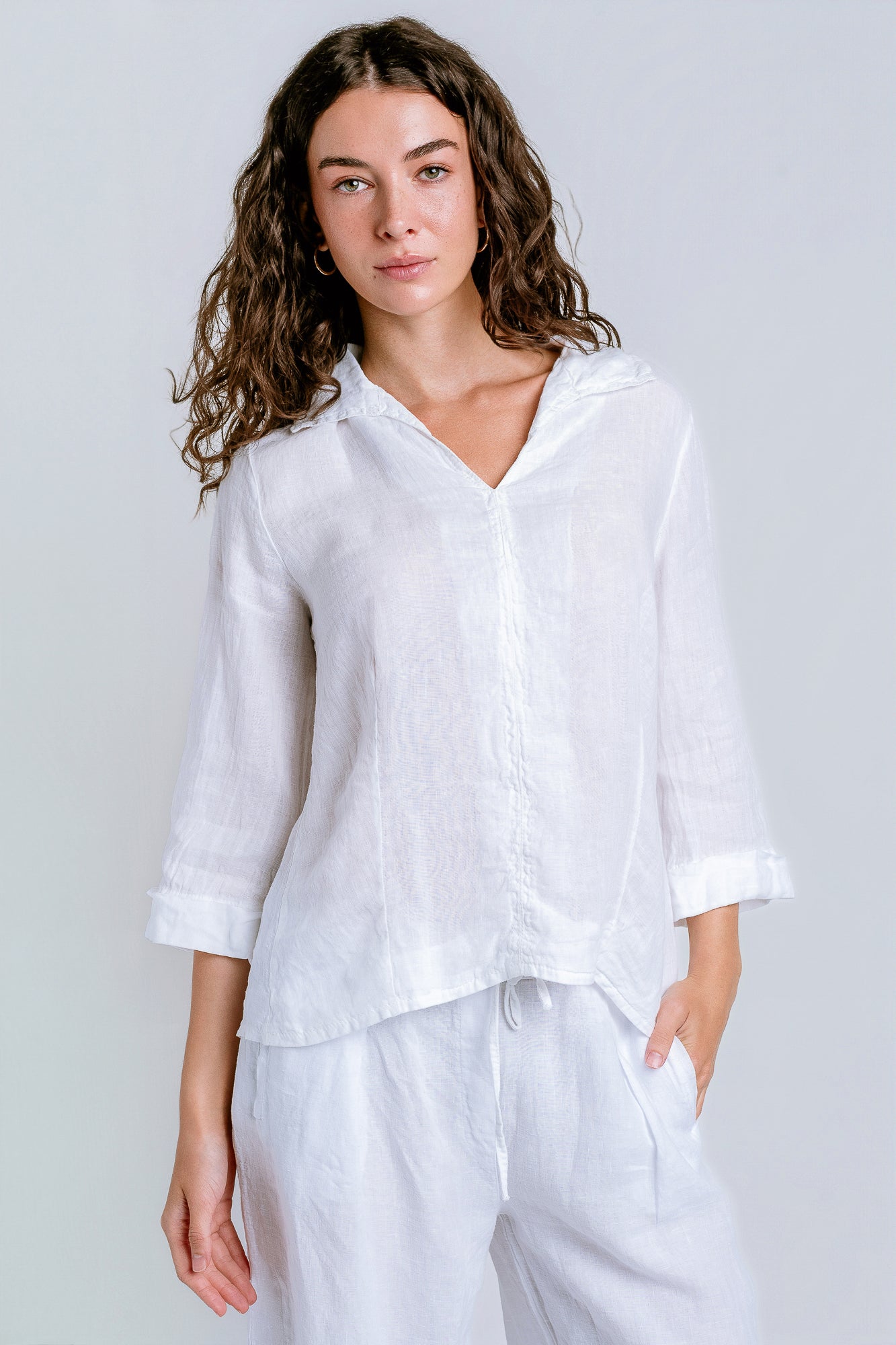 Inizio Collared Linen Blouse