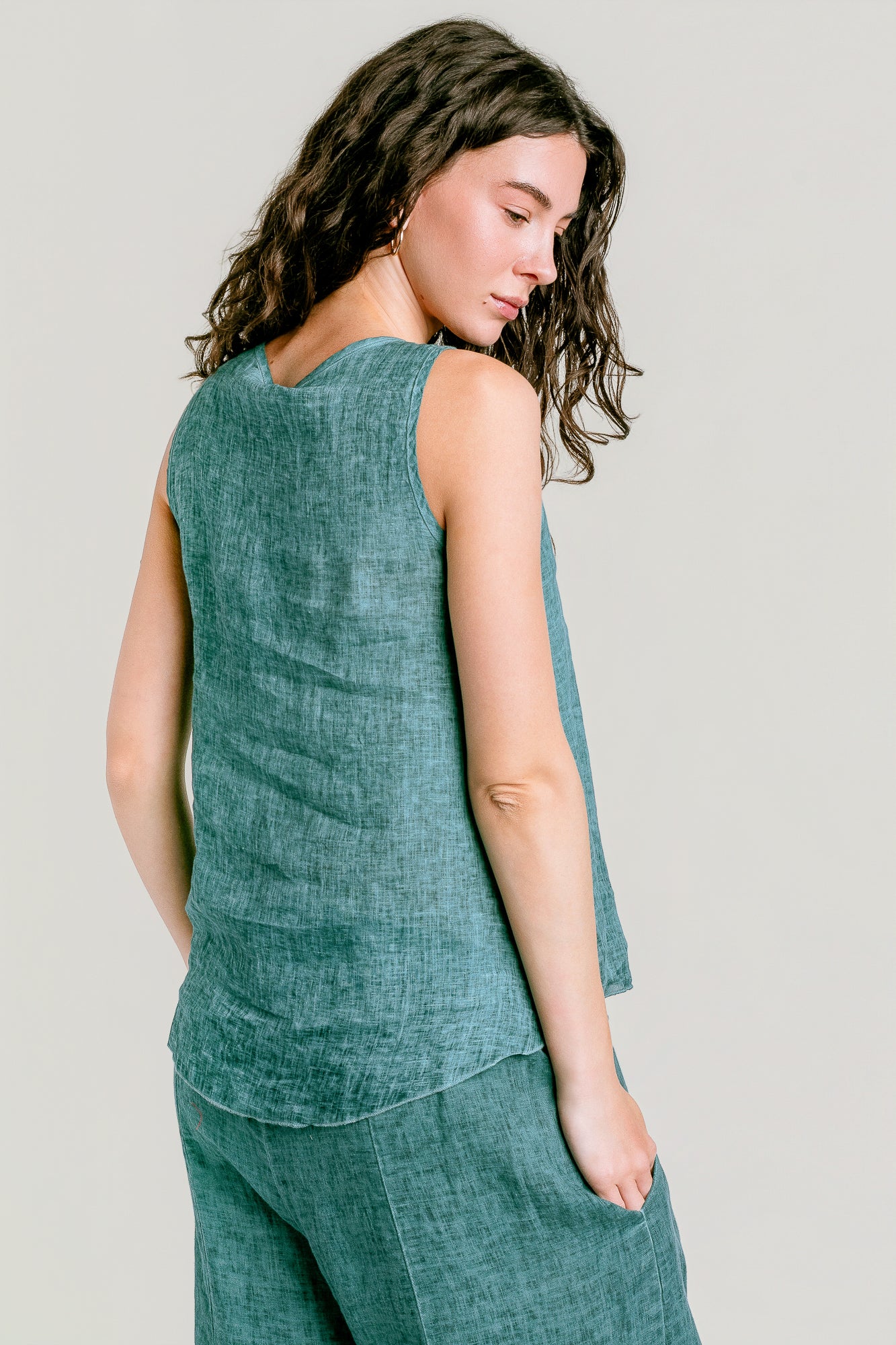 Handkerchief Hem Tank