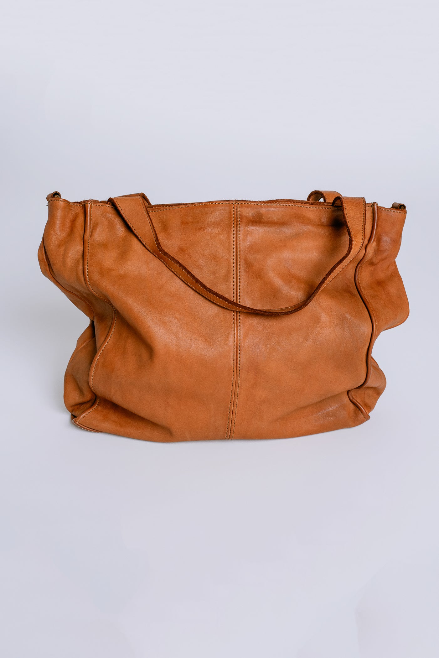 Milio Milano Distressed Leather Tote
