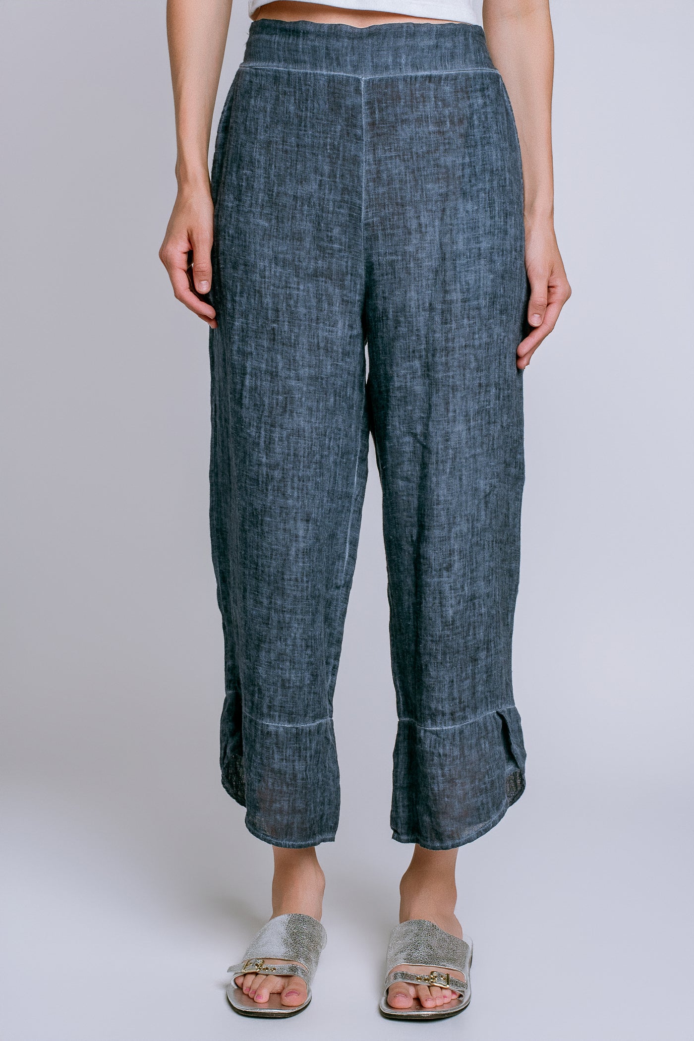 Inizio Solid Wrap Pant