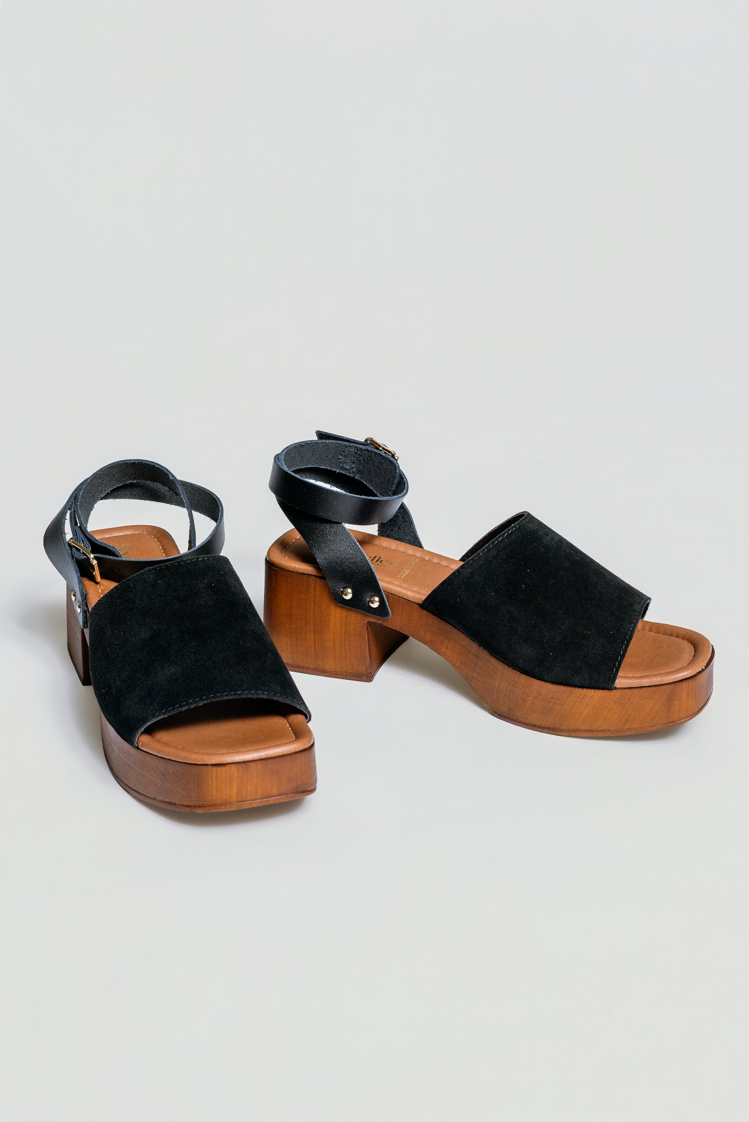 Seychelles Step Forward Heel