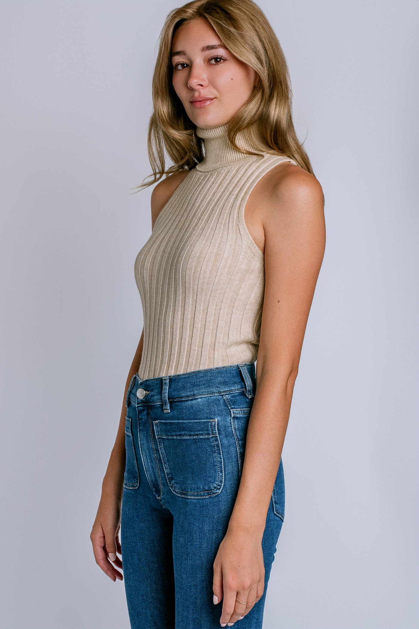 DÈLUC Ben Turtleneck Top