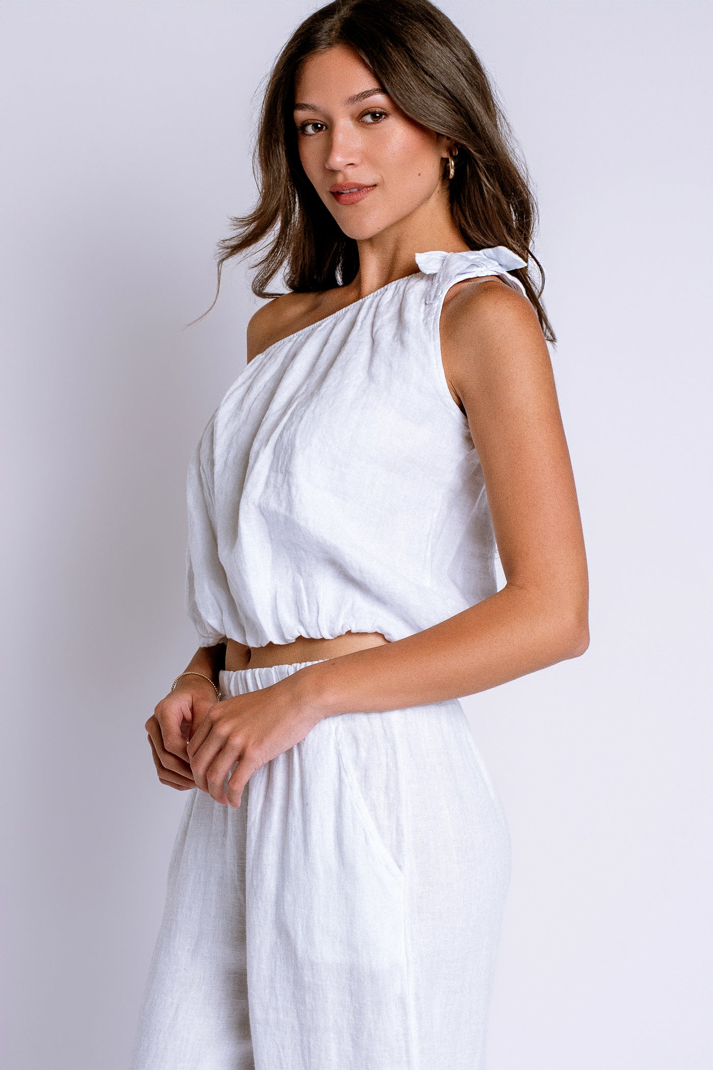 Milio Milano One Shoulder Bubble Hem Top