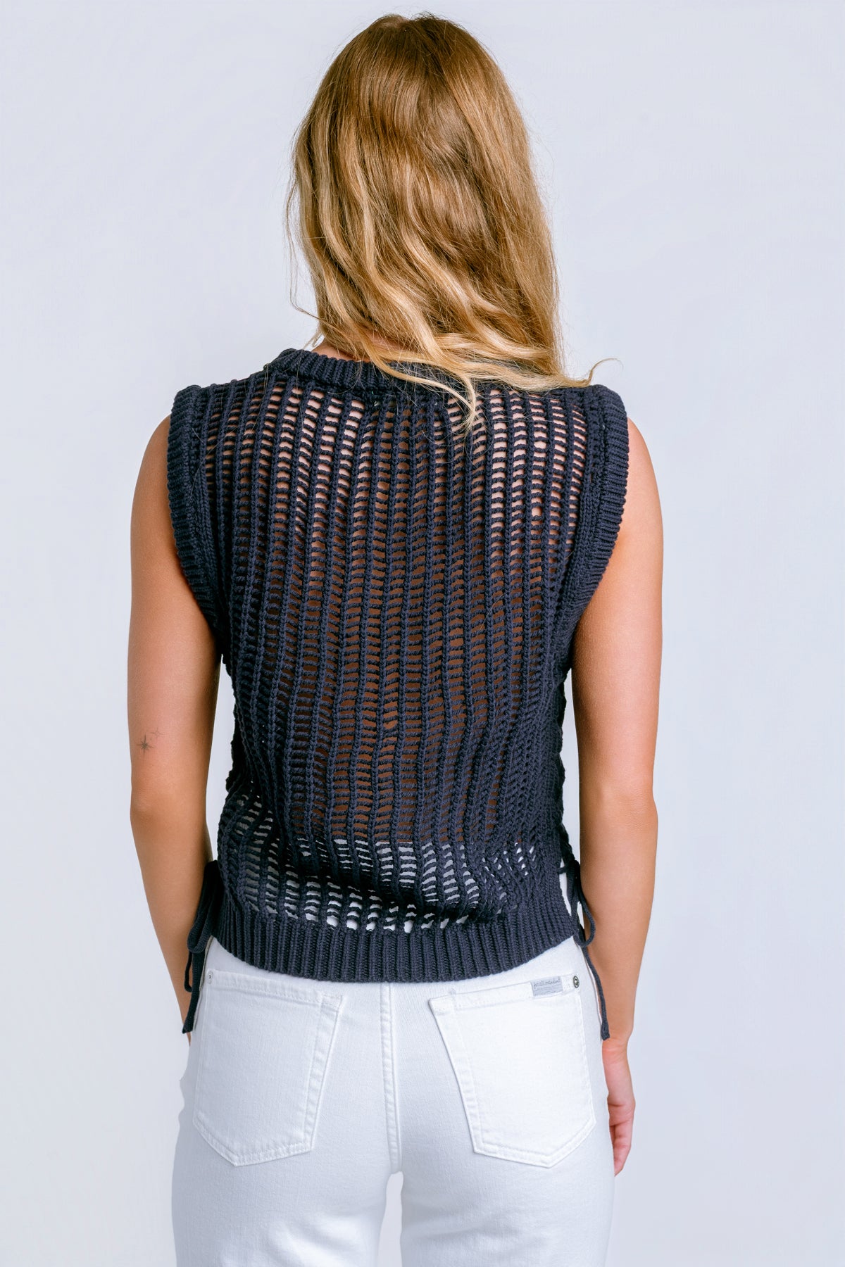 DÈLUC Lipari Knit Vest