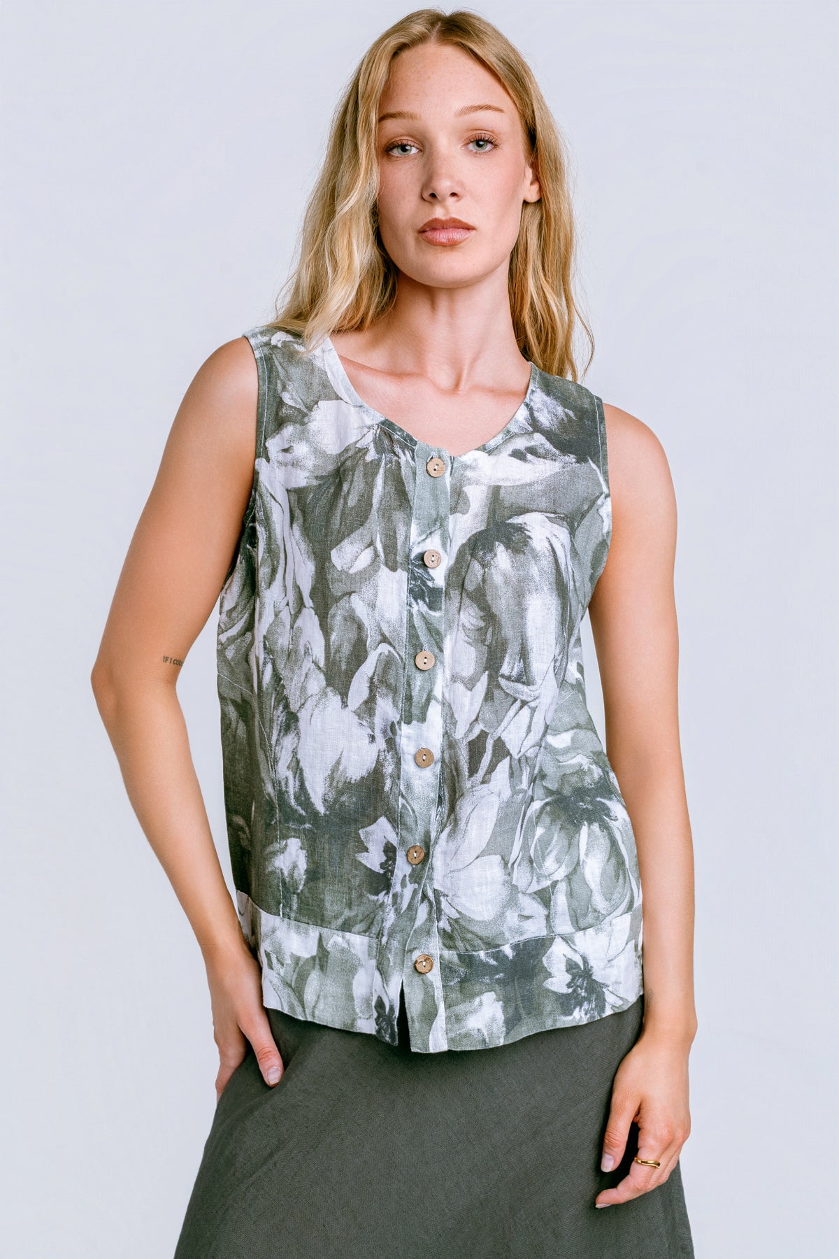 Inizio Linen Button Front Tank