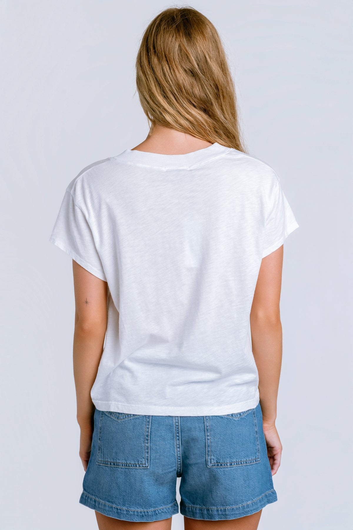 Michael Stars Harlan Cropped V-Neck Tee