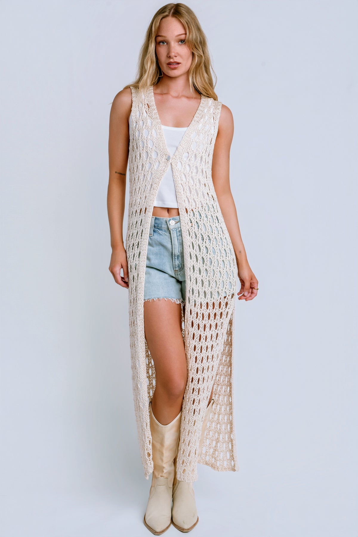 Milio Milano Crochet Sleeveless Button Cardigan
