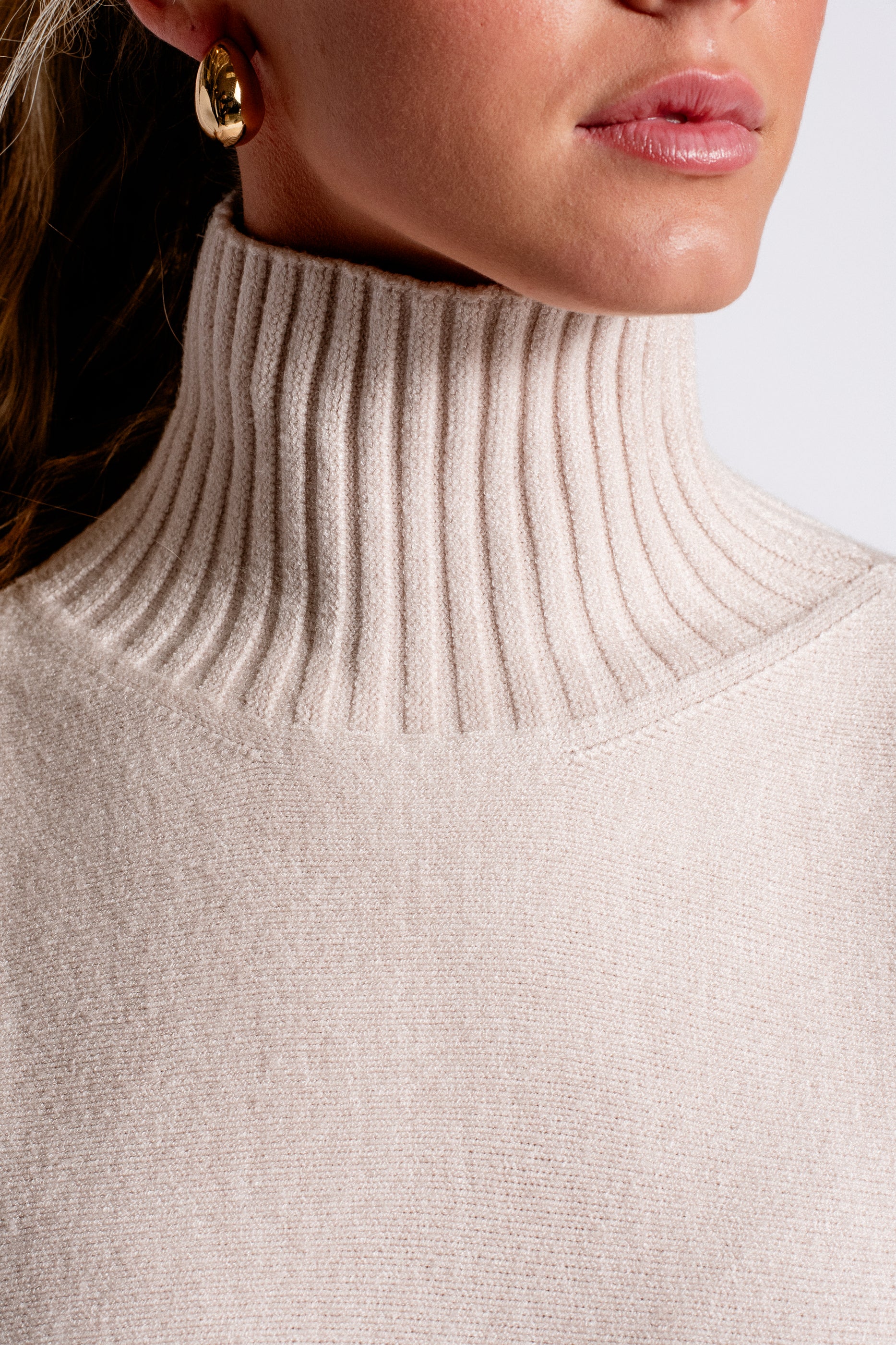 Milio Milano Rib Contrast Turtleneck Top