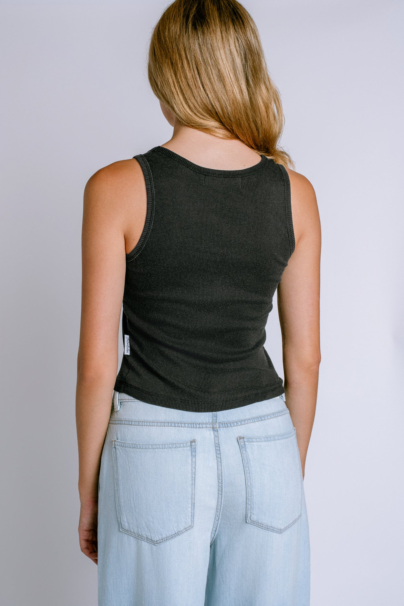 The Laundry Room Dana Point Rib Tank