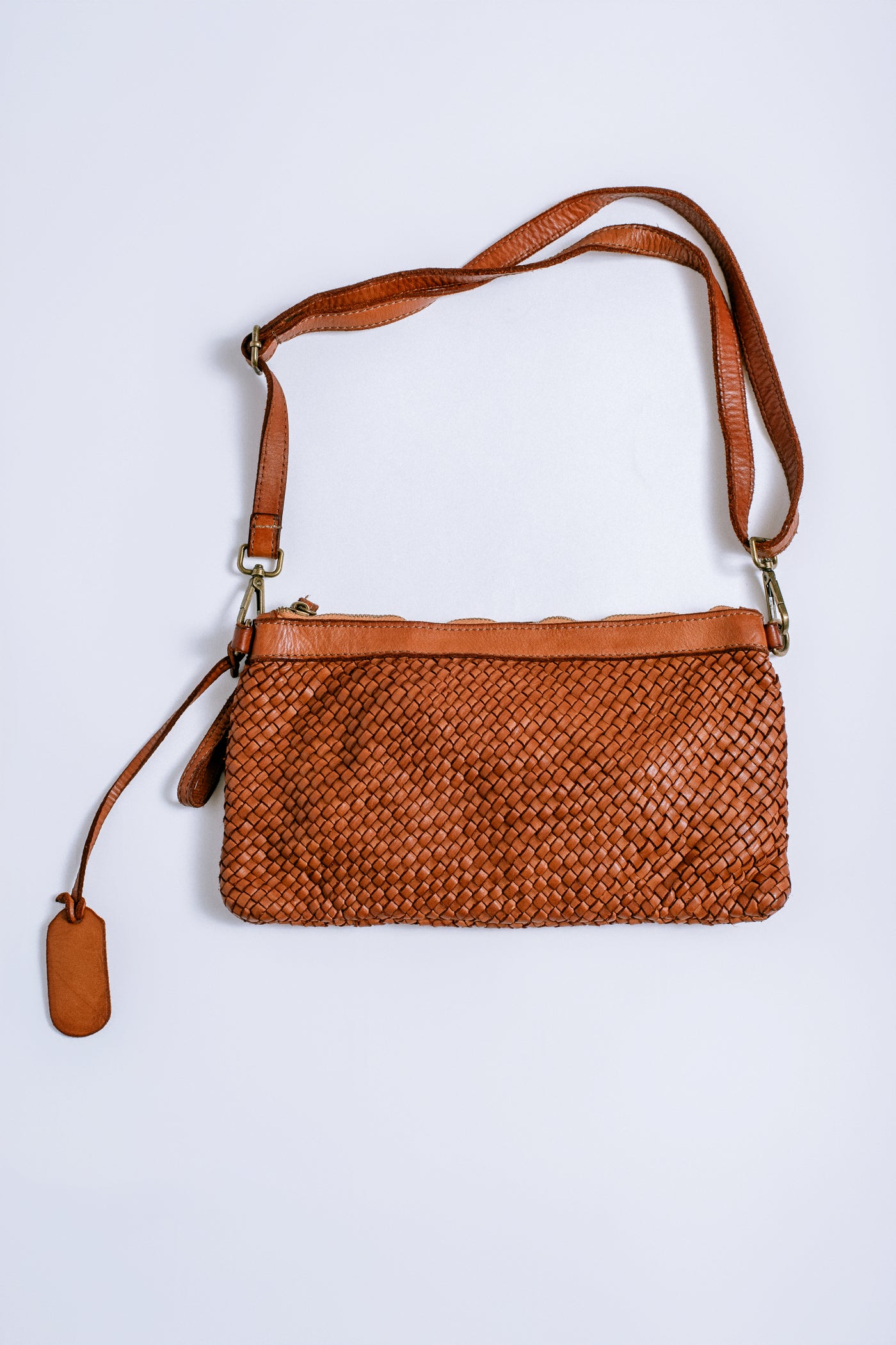 Milio Milano Intrecciato Shoulder Wristlet Strap Bag