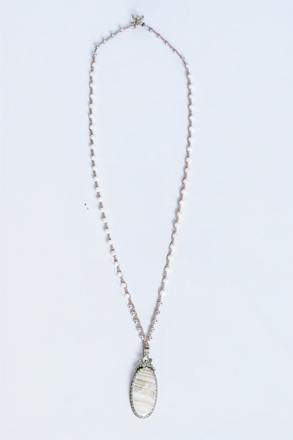 Jonas & Muse Cream Stone with Flower