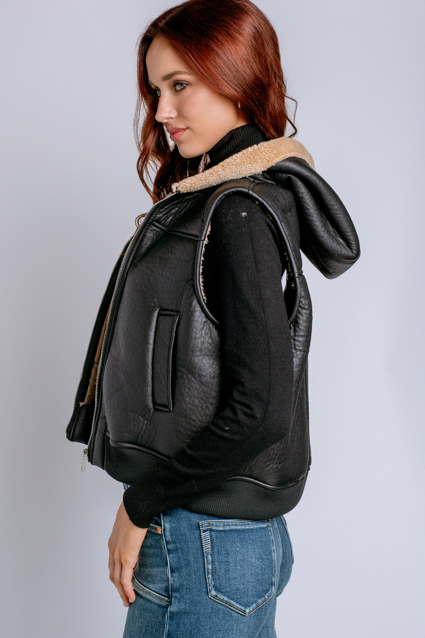 DÈLUC Brad Hooded Vest