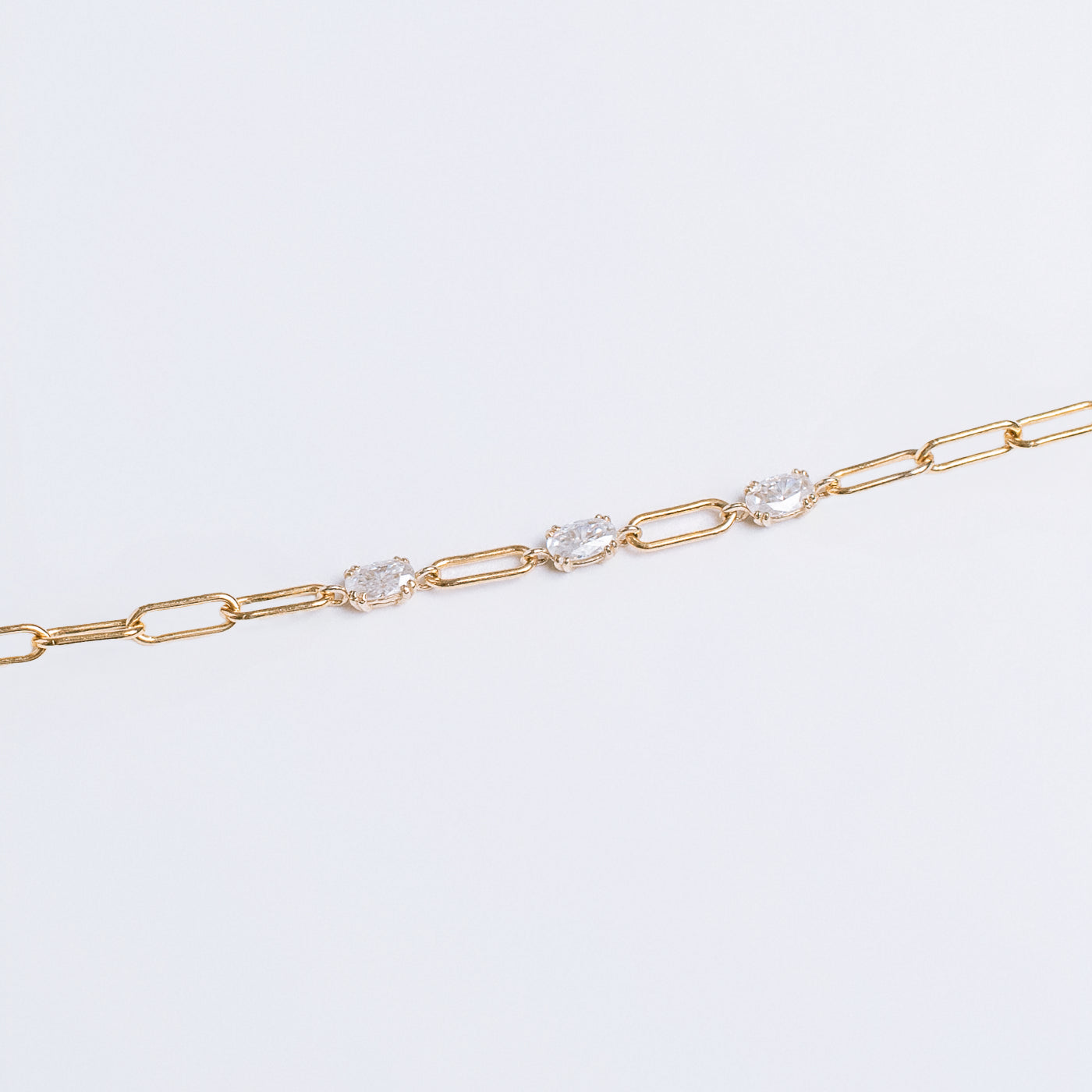 Oval Moissanite Dainty Paperclip Bracelet