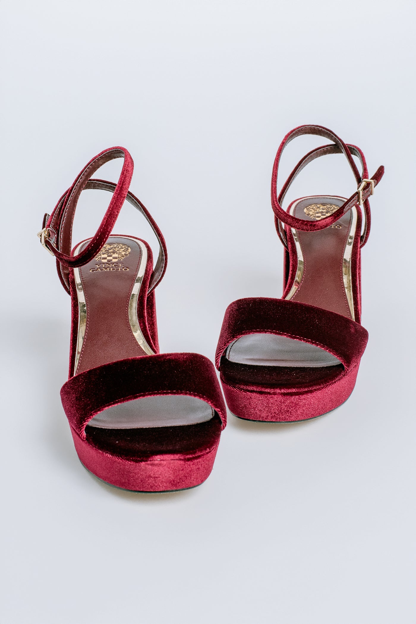 Vince Camuto Pendreya Platform