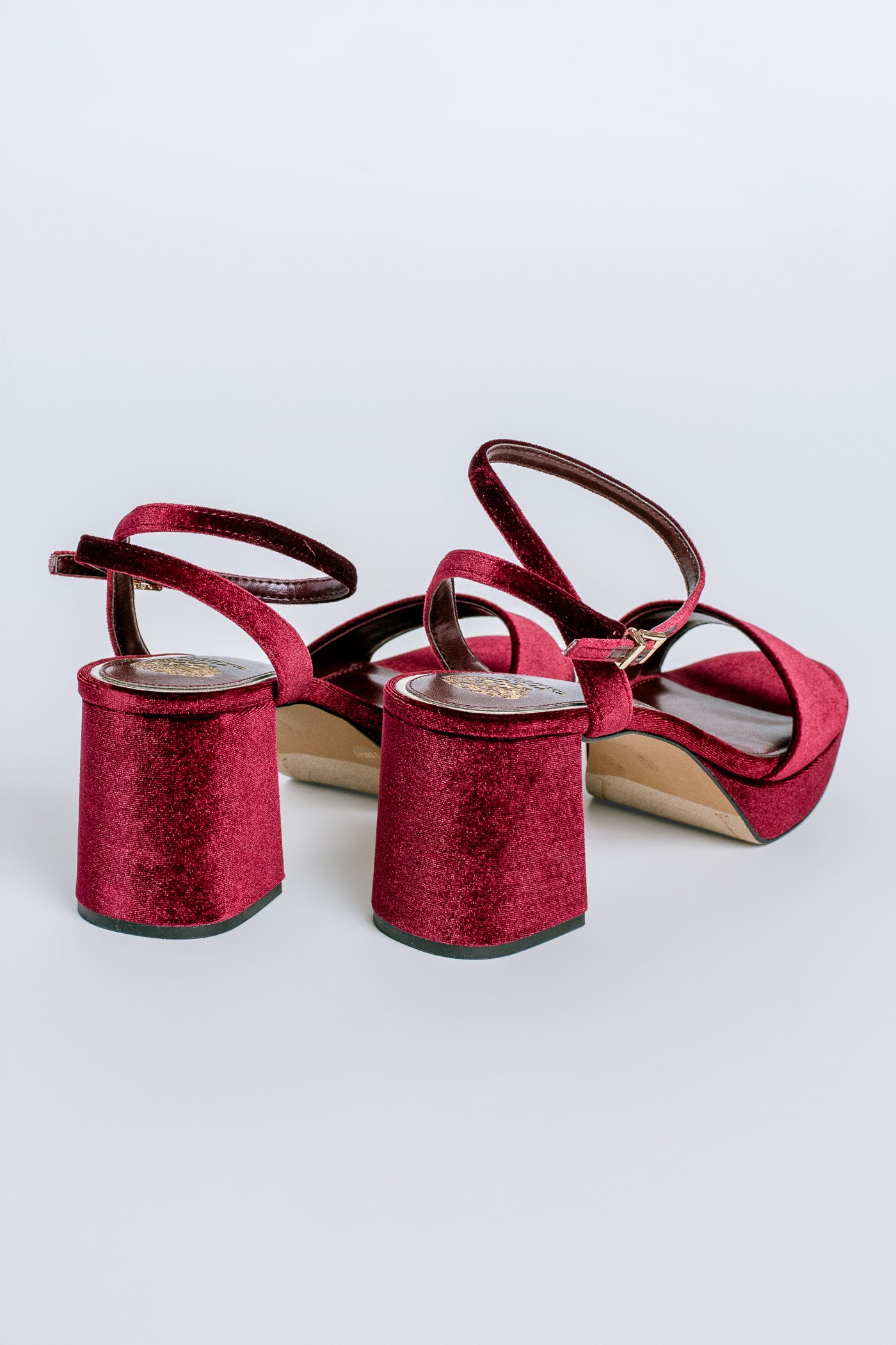 Vince Camuto Pendreya Platform