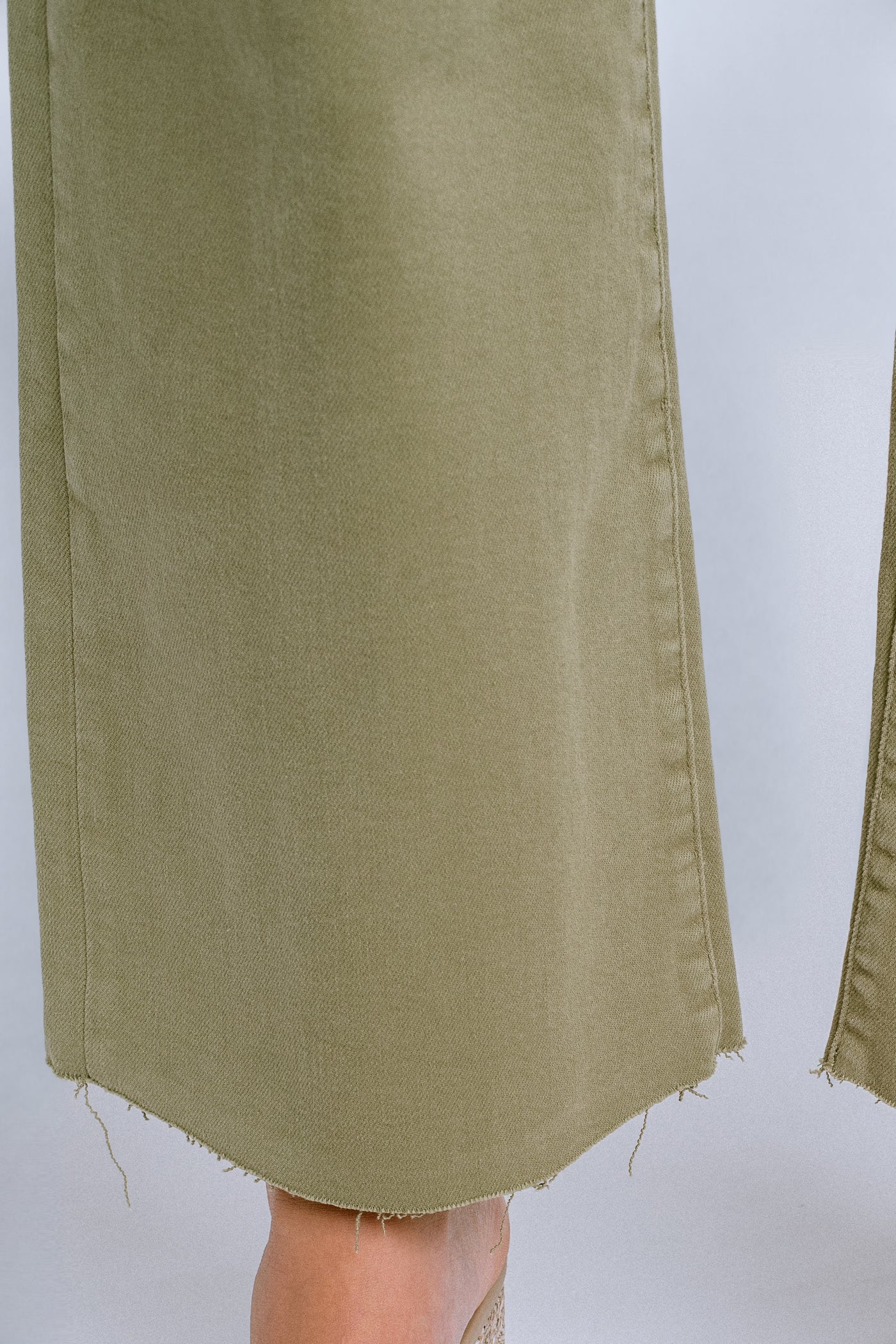 AG Jeans Saige Wide Leg Crop