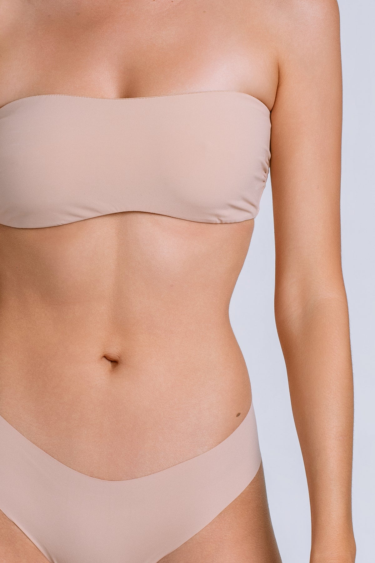 Free Cut Micro Bandeau Bra