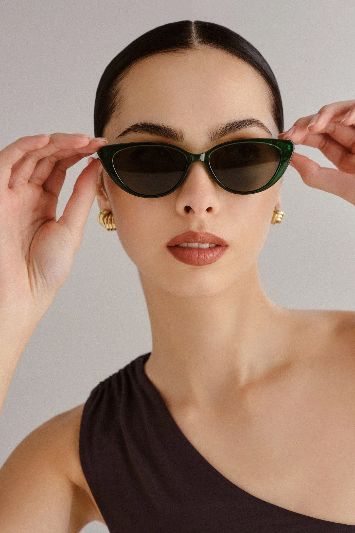 AIRE Amalthea Sunglasses