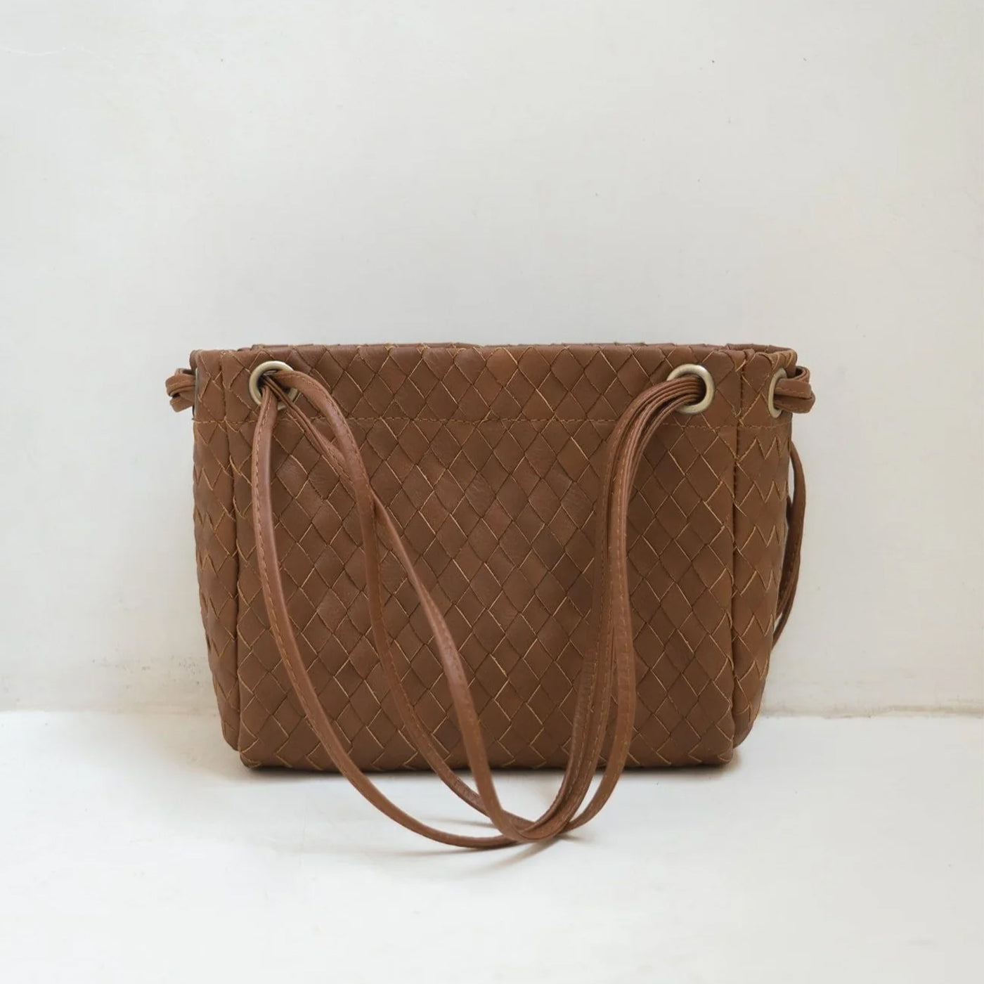 MANDRN Leo Woven Bag