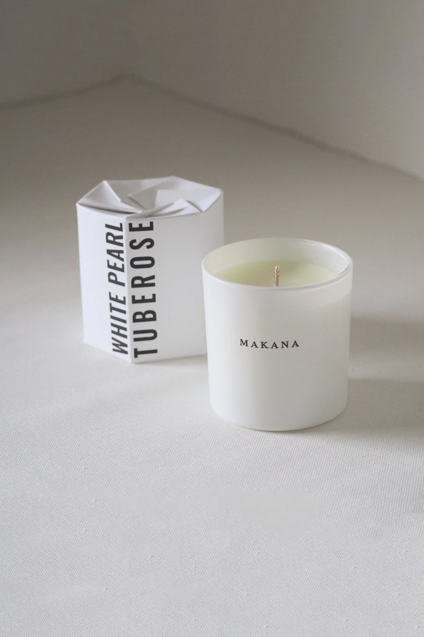 Makana White Pearl Tuberose Pliage Candle