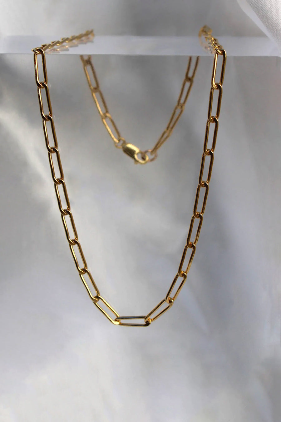 Sadie Jo Jewelry Co. Twisted Paperclip Chain in Gold Fill